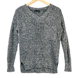 Sanctuary Women’s White & Black Marled Hi-Lo V Neck Sweater Size Small